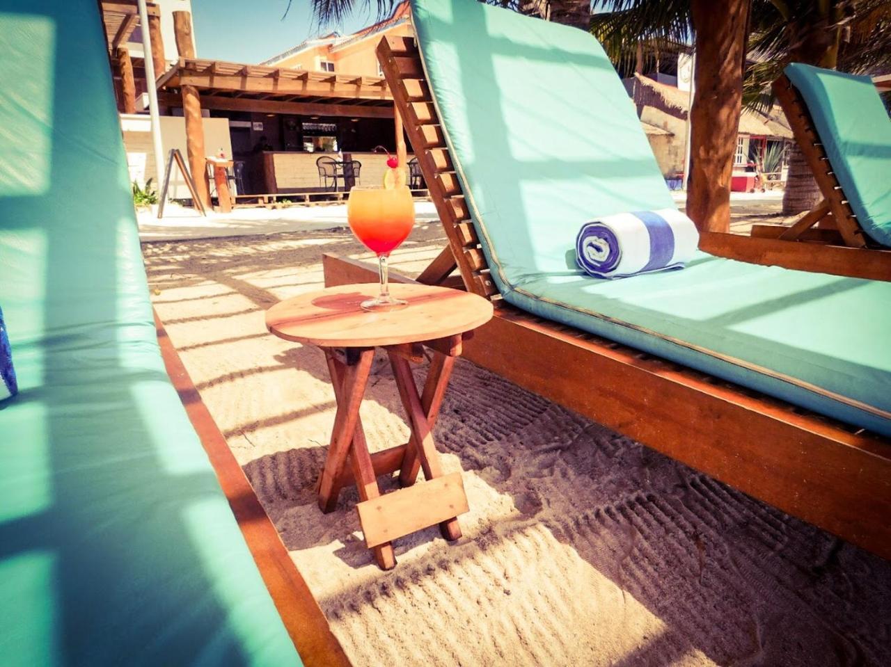 Aquastar By Rt Vacation Rentals Mahahual Bagian luar foto